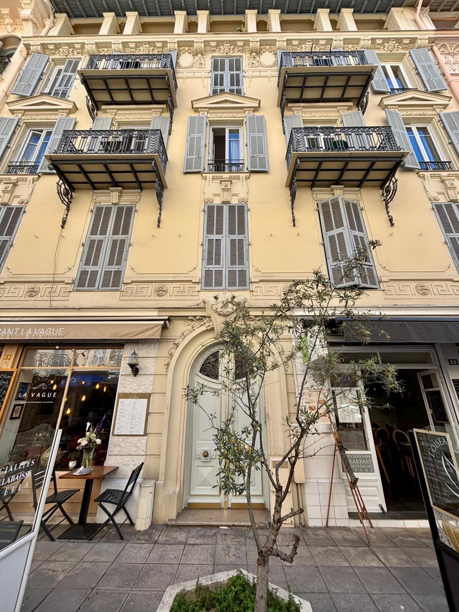 Studio A Louer Au Coeur Du Carre Dor A Nice, Rue Dalpozzo A 150 Metres Des Plages Extérieur photo
